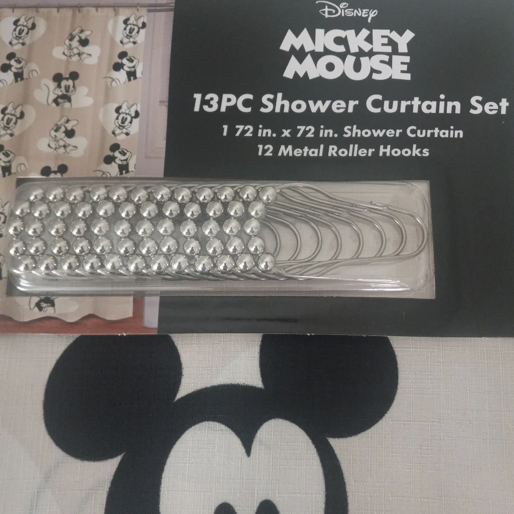 Disney Mickey And Minnie Mouse Valentine's Day Shower Curtain Set 72